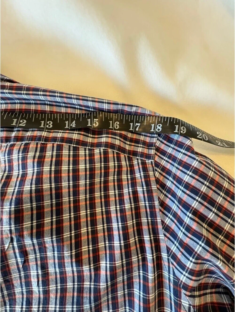 Banana Republic Slim Fit Men's Medium Plaid Button-Down Shirt